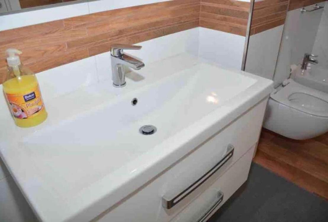 Puglia Chic Privata Con Bagni Condivisi Bari